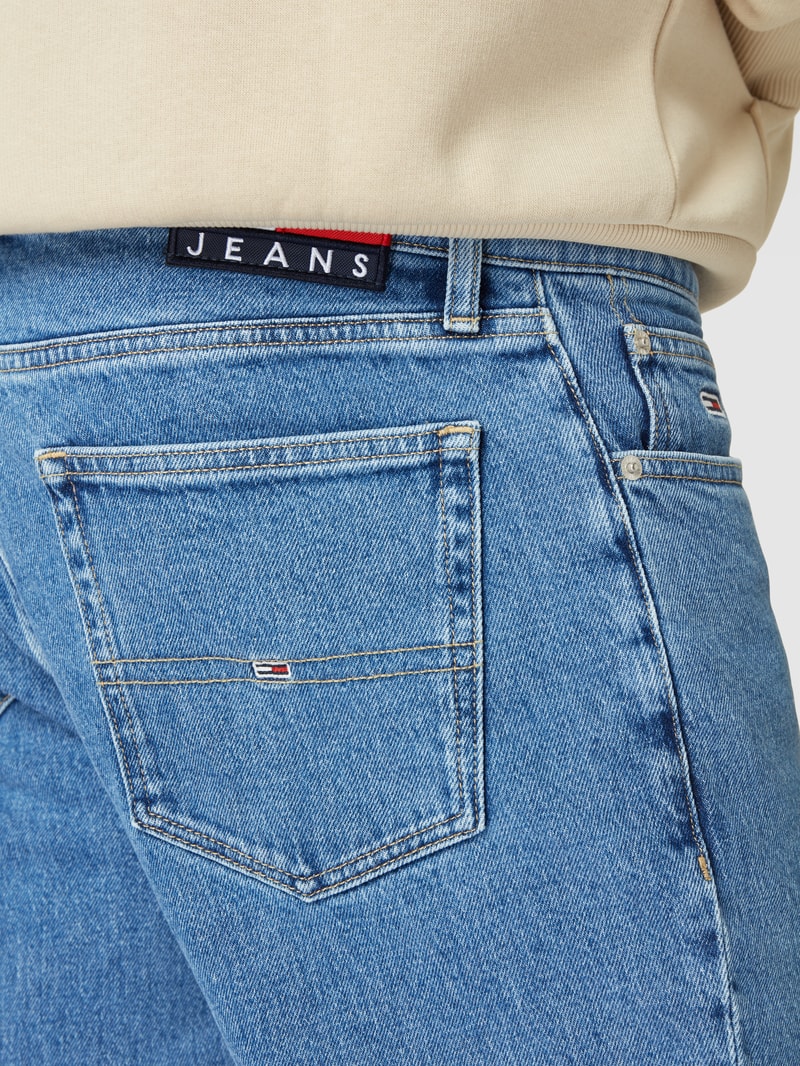 Jeans mit Label-Details Modell 'RYAN' in jeans