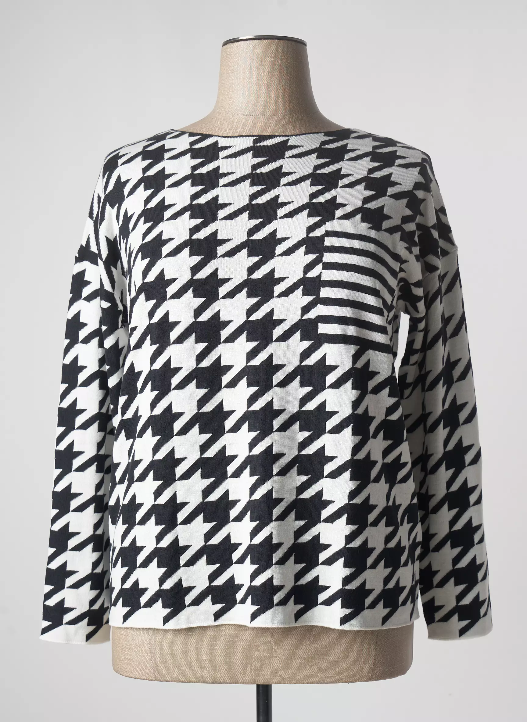 Thomas Rabe Pulls Femme couleur noir