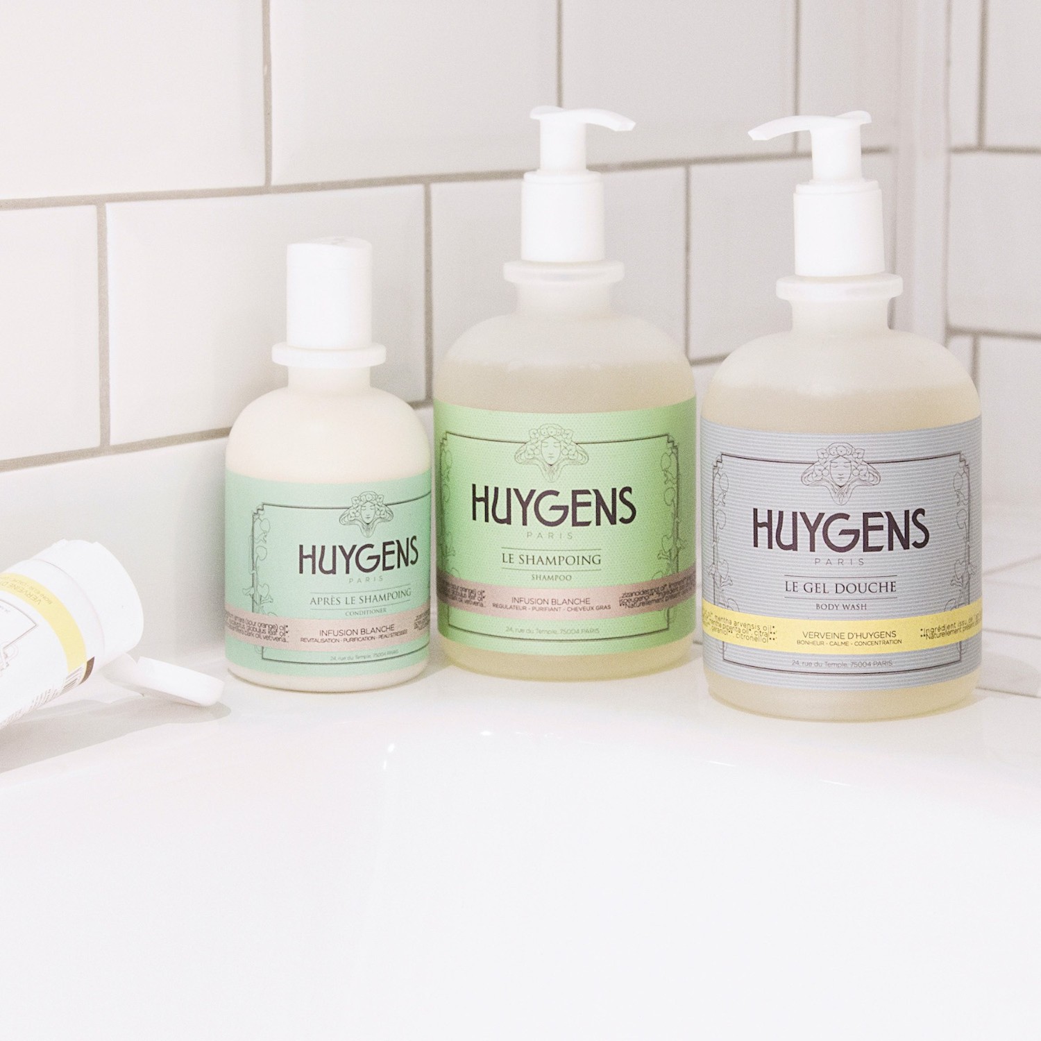 Huygens šampūnas po trinkimo ylang #1 sausiems plaukams