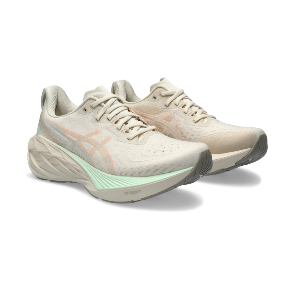 Asics Novablast 4 1012B510.250 / braun