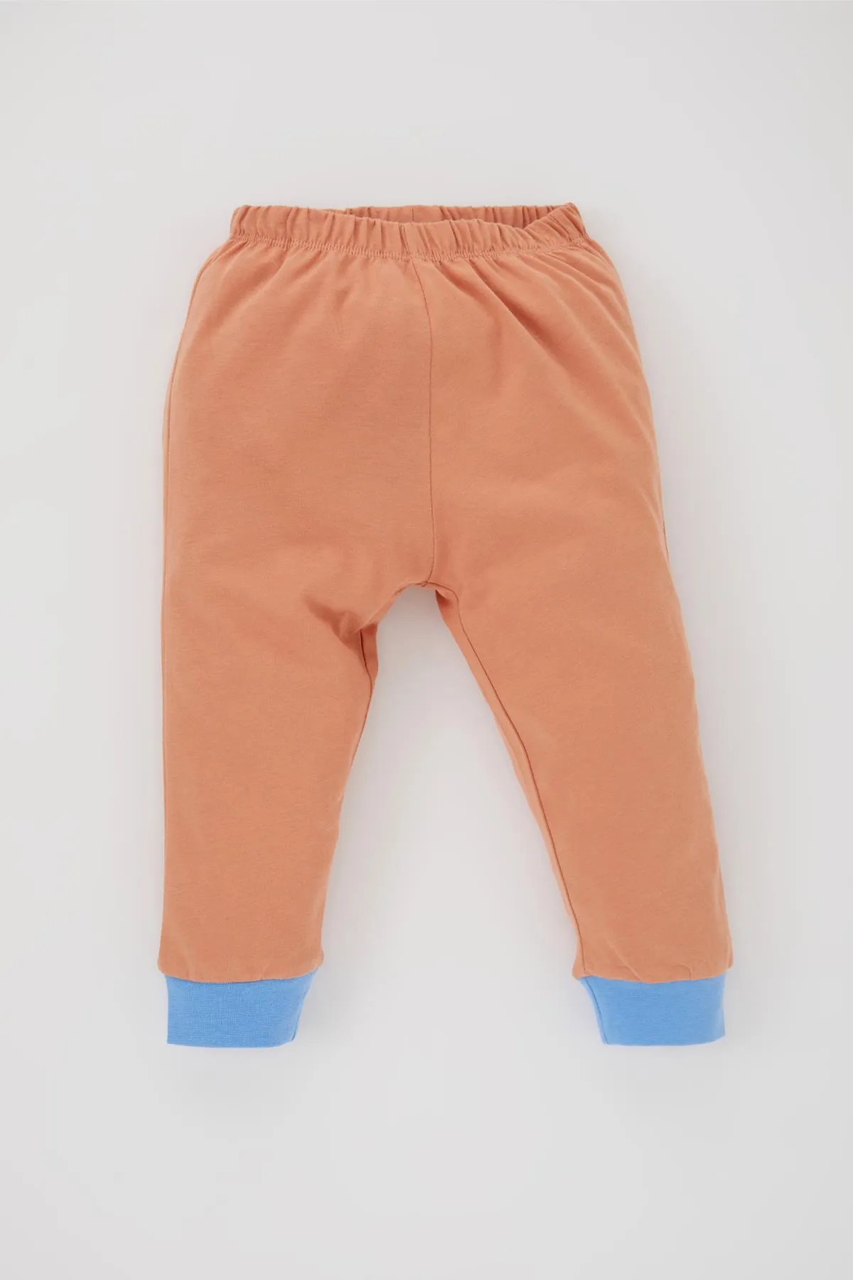 DeFacto  4-teiliges Pyjama-Set aus langärmliger gekämmter Baumwolle mit Dinosaurier-Aufdruck für Babys