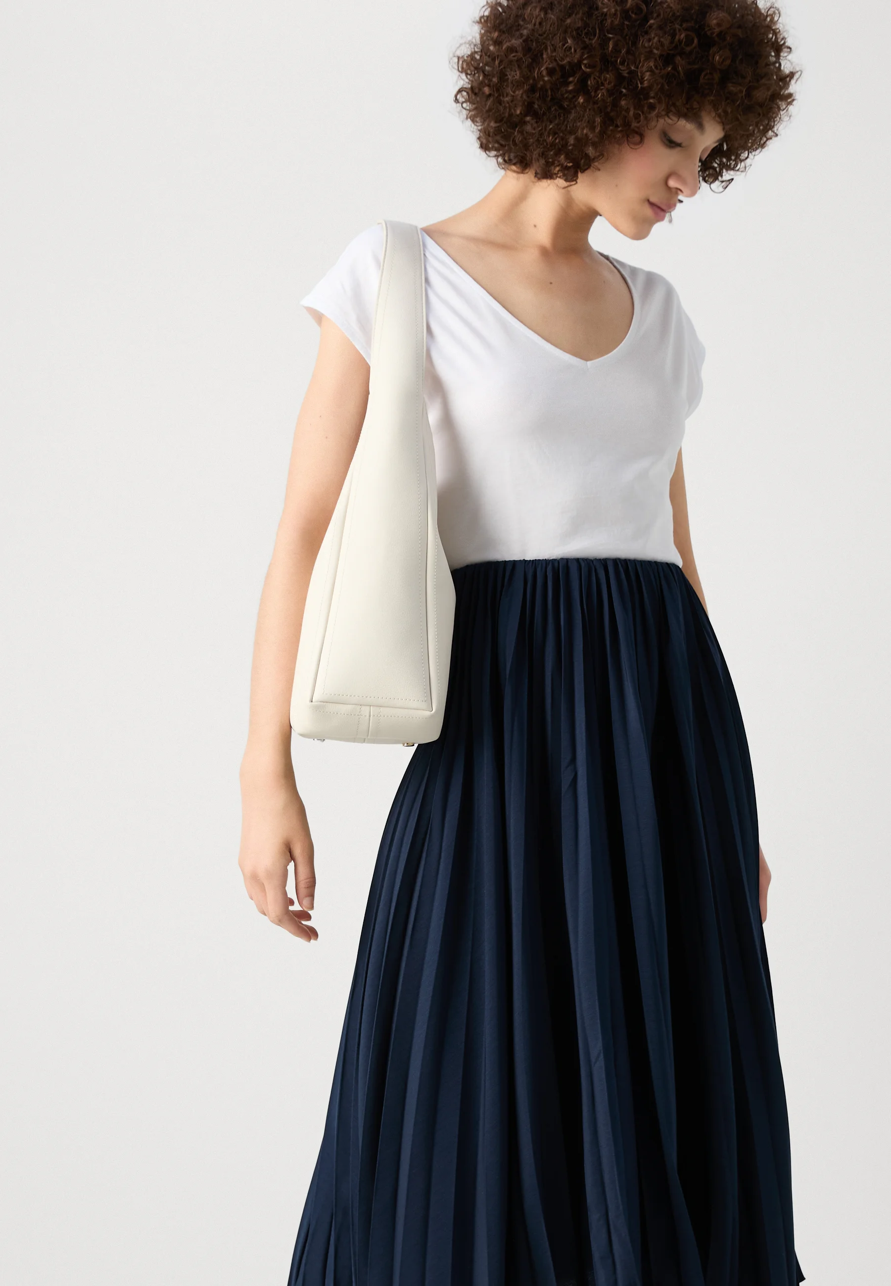 Falda plisada de Anna Field