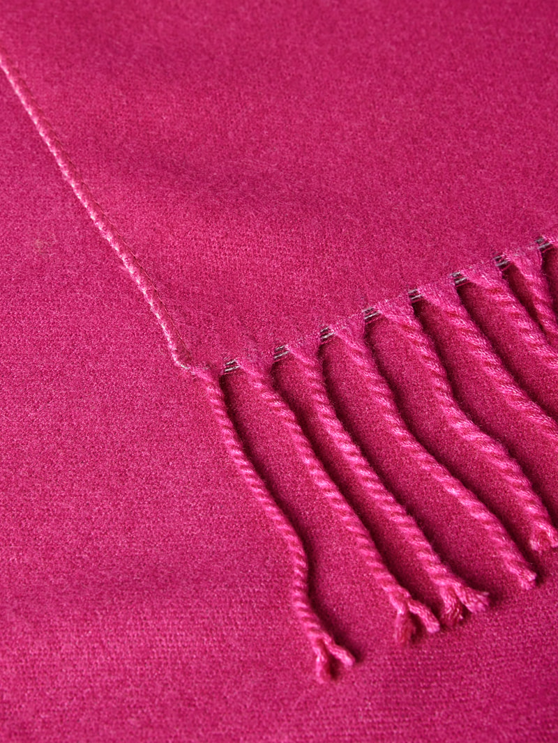 Schal mit Ausfransungen in pink