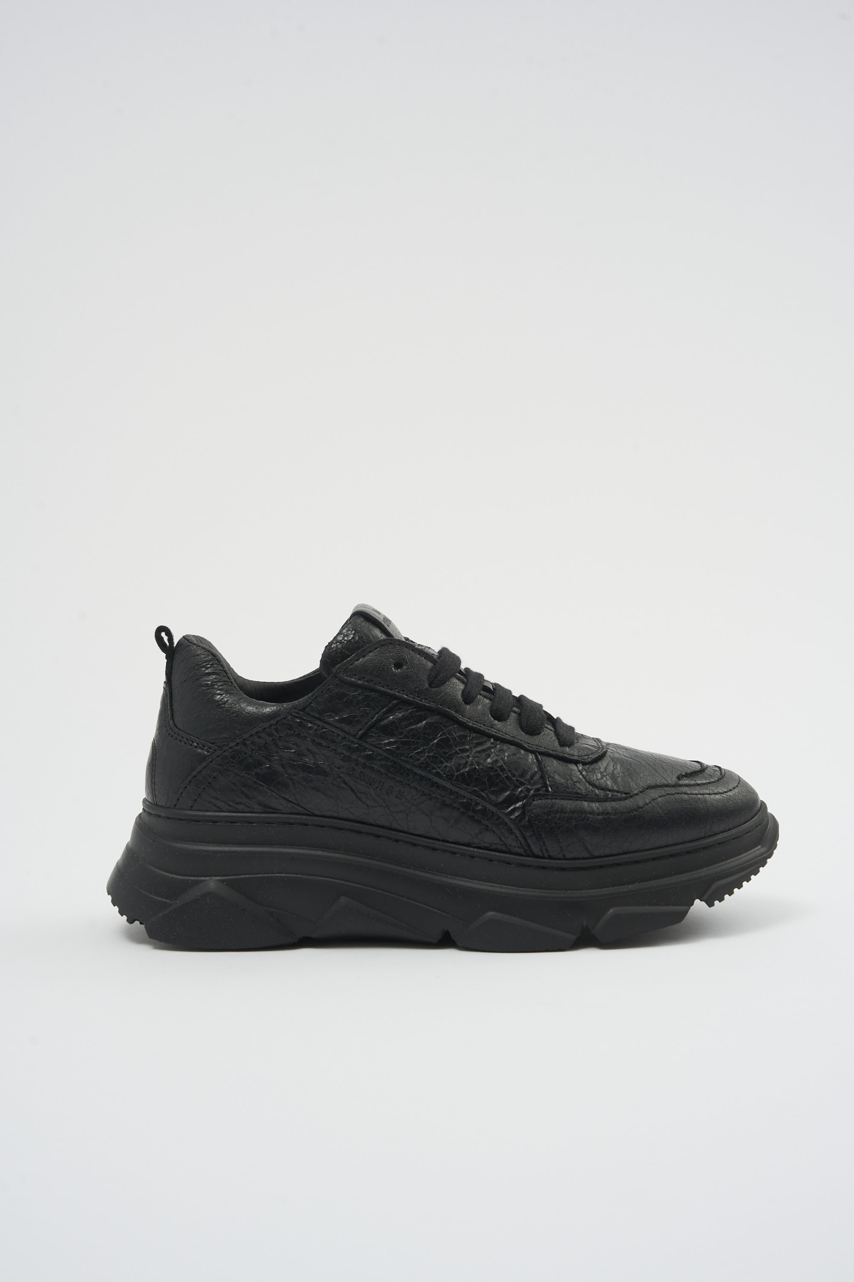 CPH40 cracked vitello black