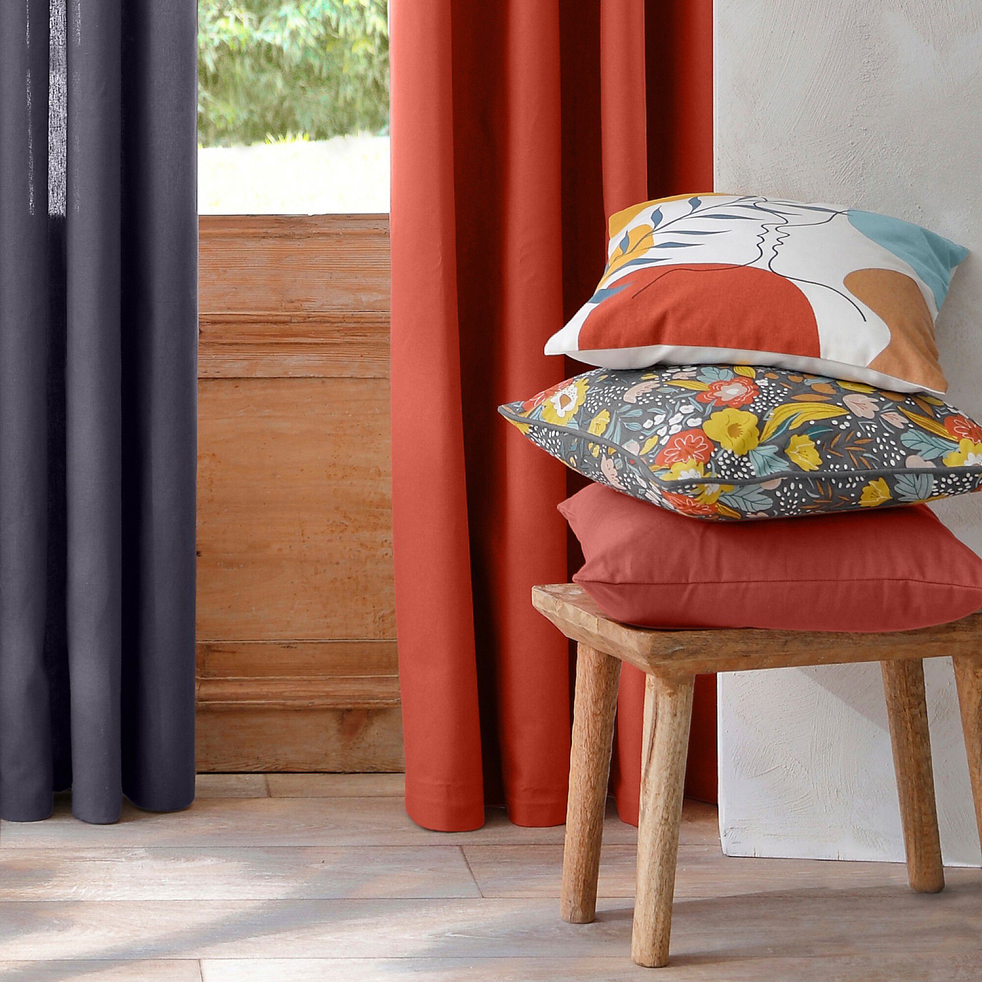 Housse de coussin unie bachette