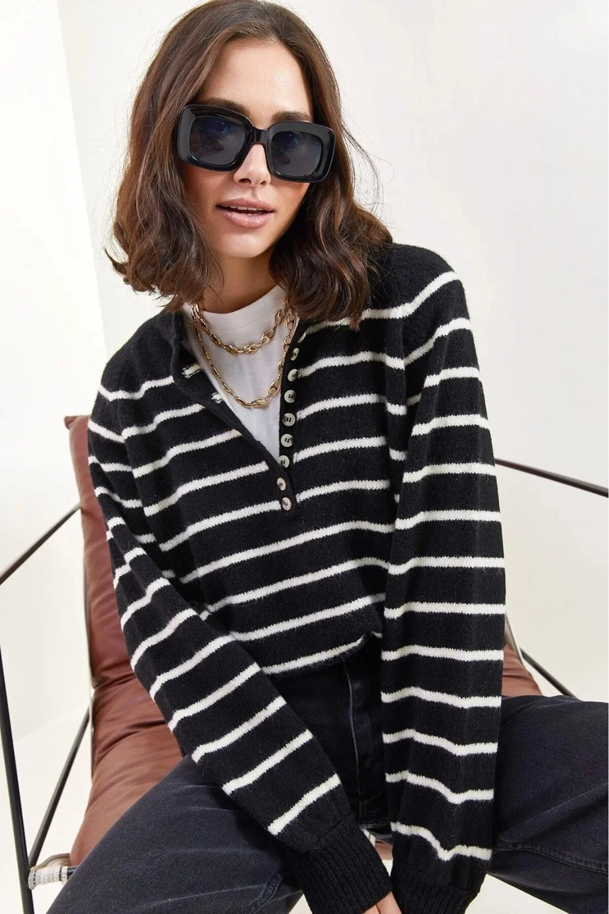 Bianco Lucci  Gestreifter Strickpullover mit Rollkragen und geknöpftem Kragen für Damen