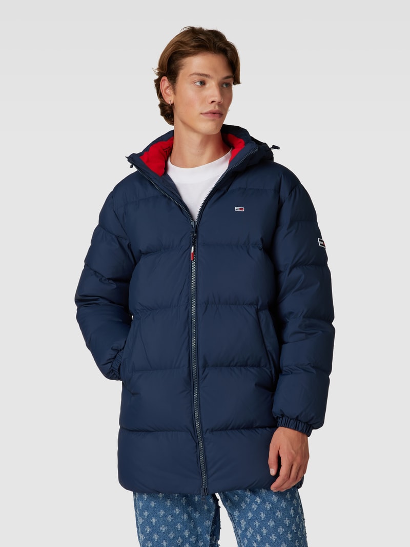 Steppjacke mit Label-Stitching in dunkelblau