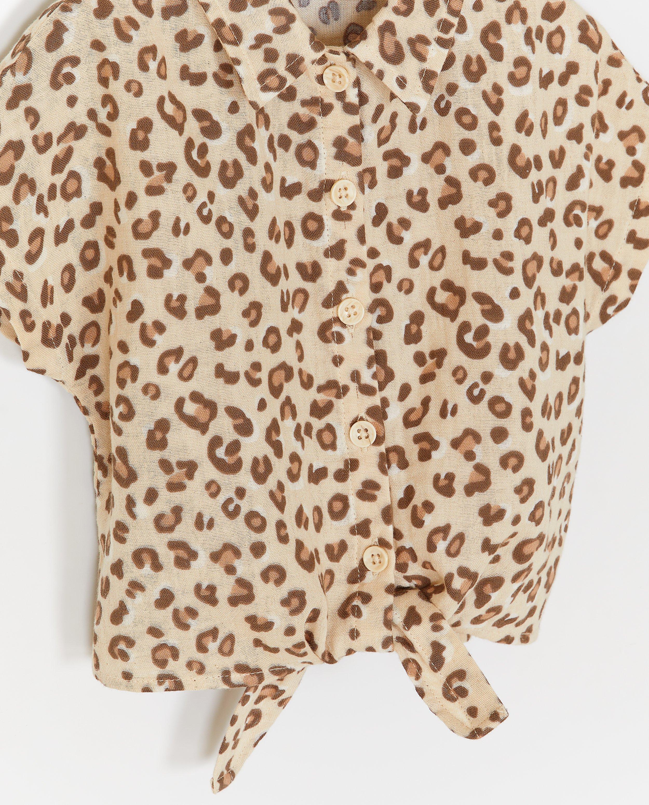 Majica Cuddles and Smiles s leopard printom svijetlo bež boje