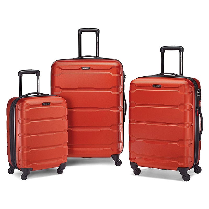 <div><h3 >About Samsonite</h3><p>Samsonite&rsquo;s not just in the business of making luggage, we&rsquo;re in the business of building confidence. Confidence that when you step off the curb, your luggage wheel isn't going to pop off. Confidence that