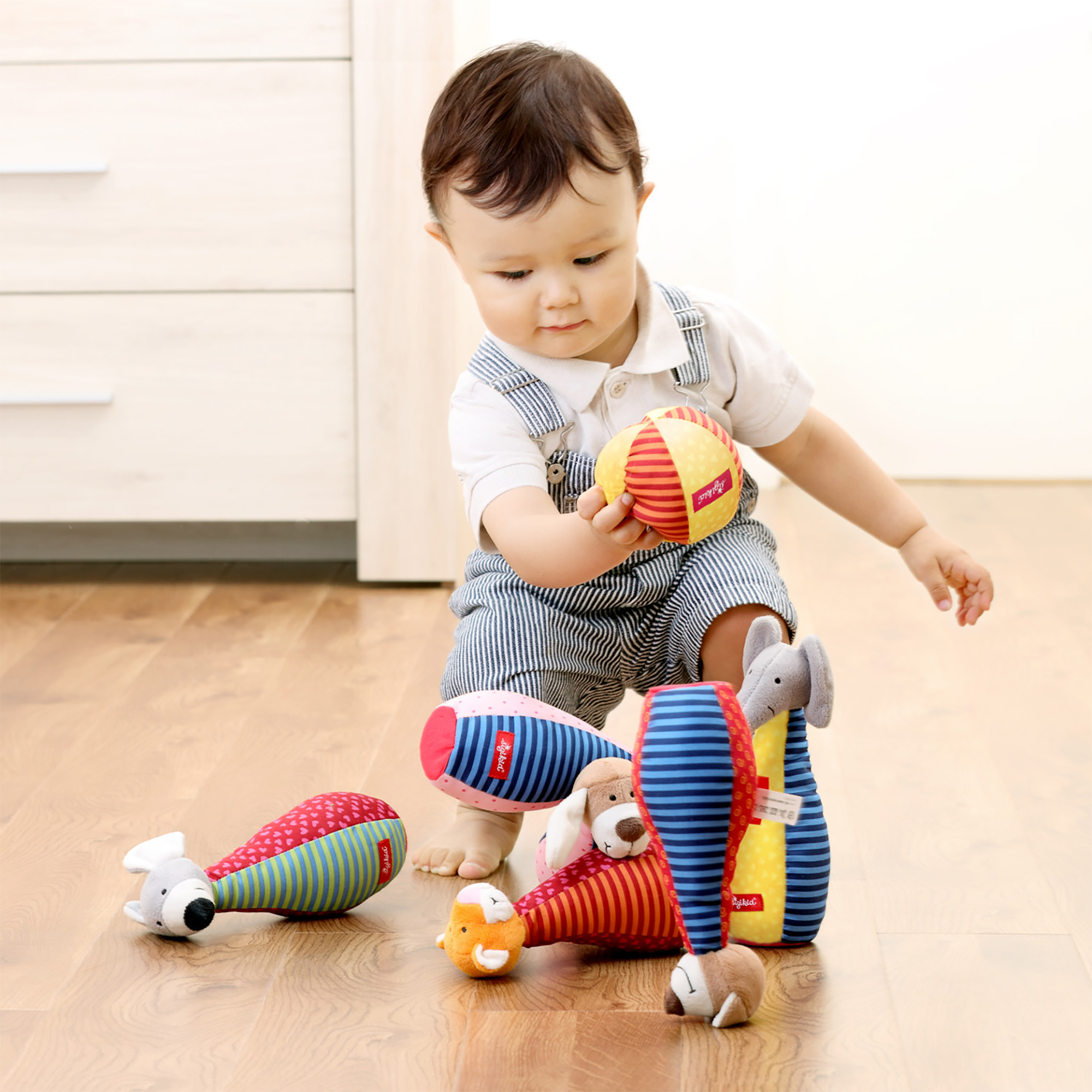 Kegelspiel für Kleinkinder