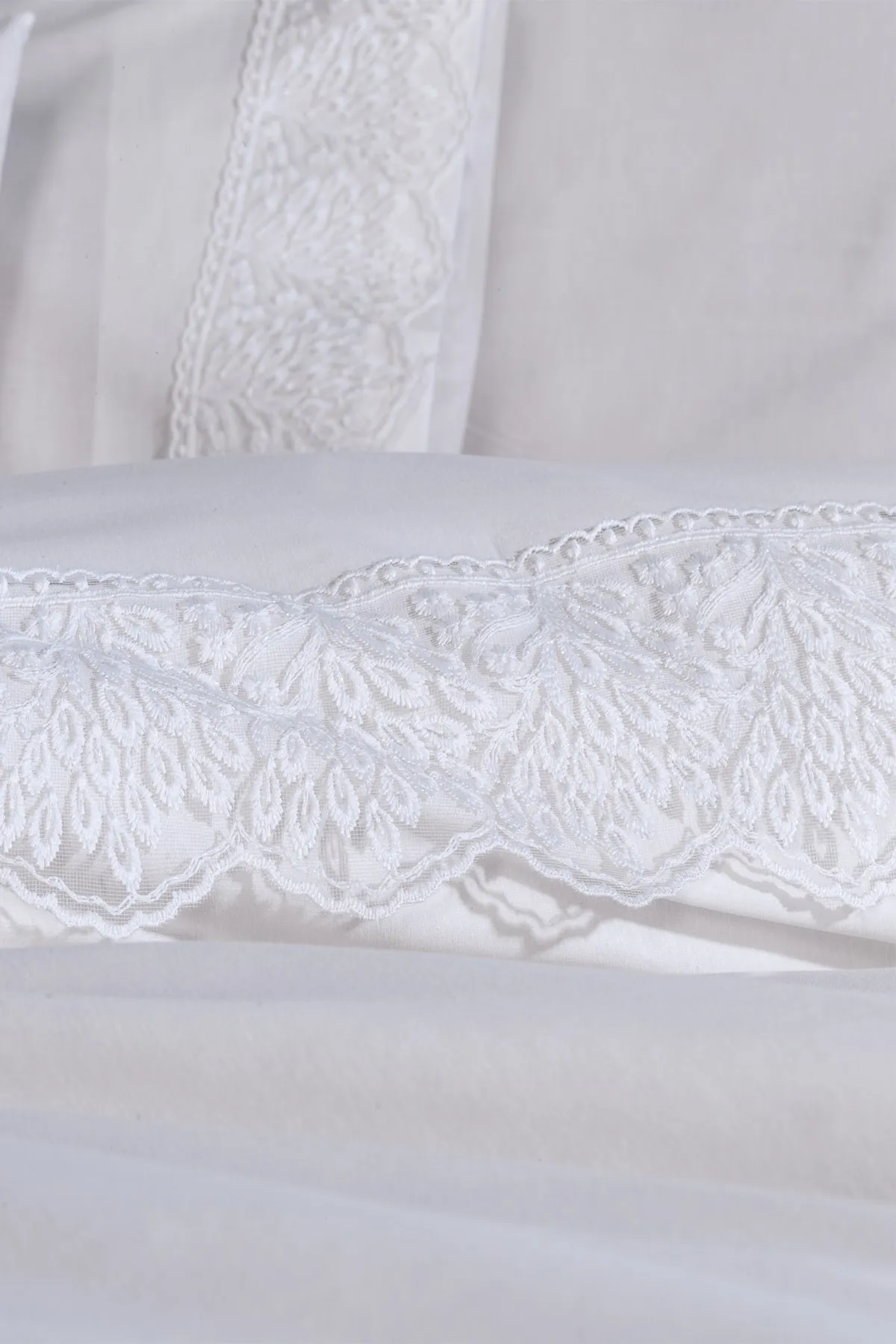 Çeyiz Diyarı  Arduç Mitgift-Bettbezug-Set aus französischer Spitze, Creme