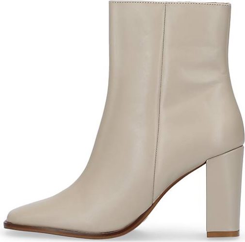 Another A Stiefelette