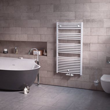 Ximax Badheizkörper Alpha-C 1750 mm x 500 mm, 815 Watt, Mittenanschluss, weiß