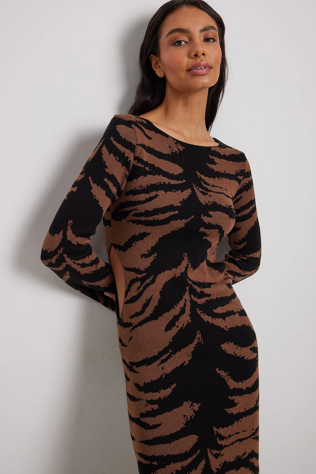 Gestricktes Maxikleid mit Kimono-Ärmeln