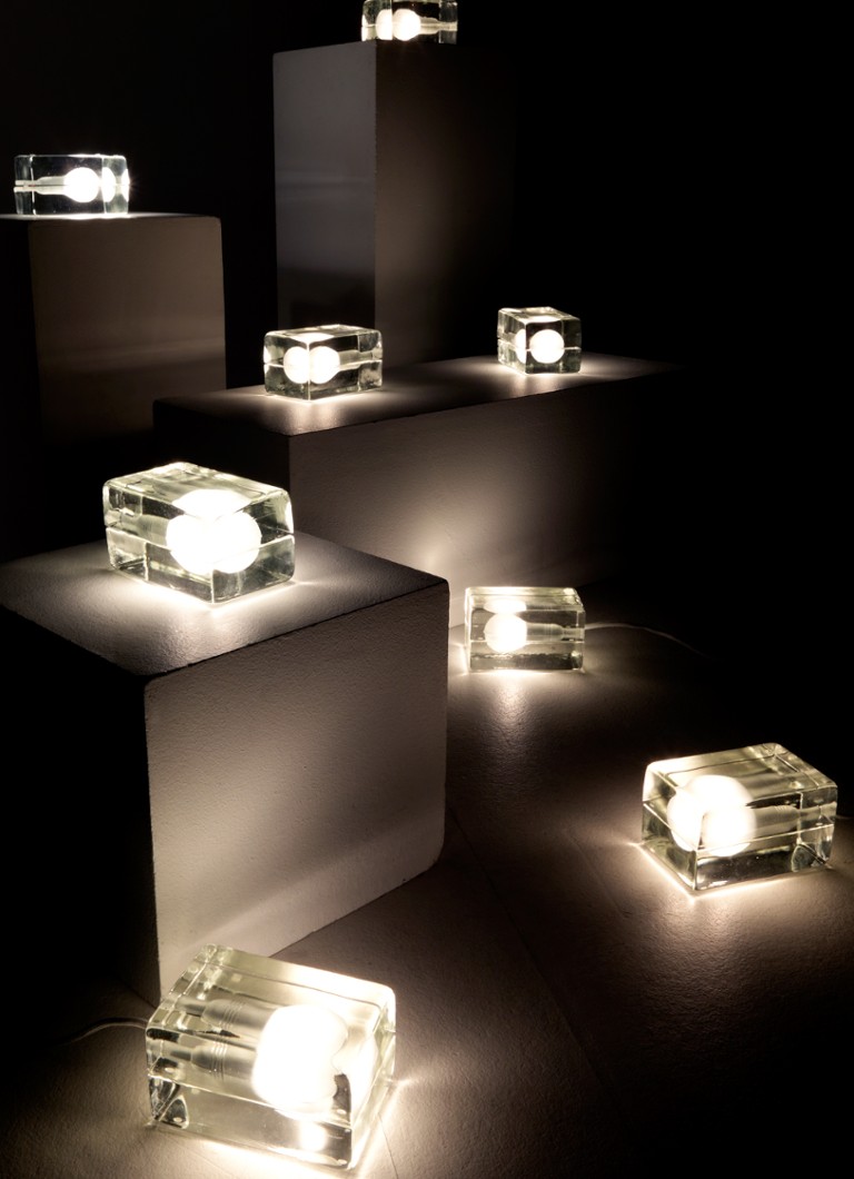 Design House Stockholm Block stolna lampa 16 x 16 x 9 cm