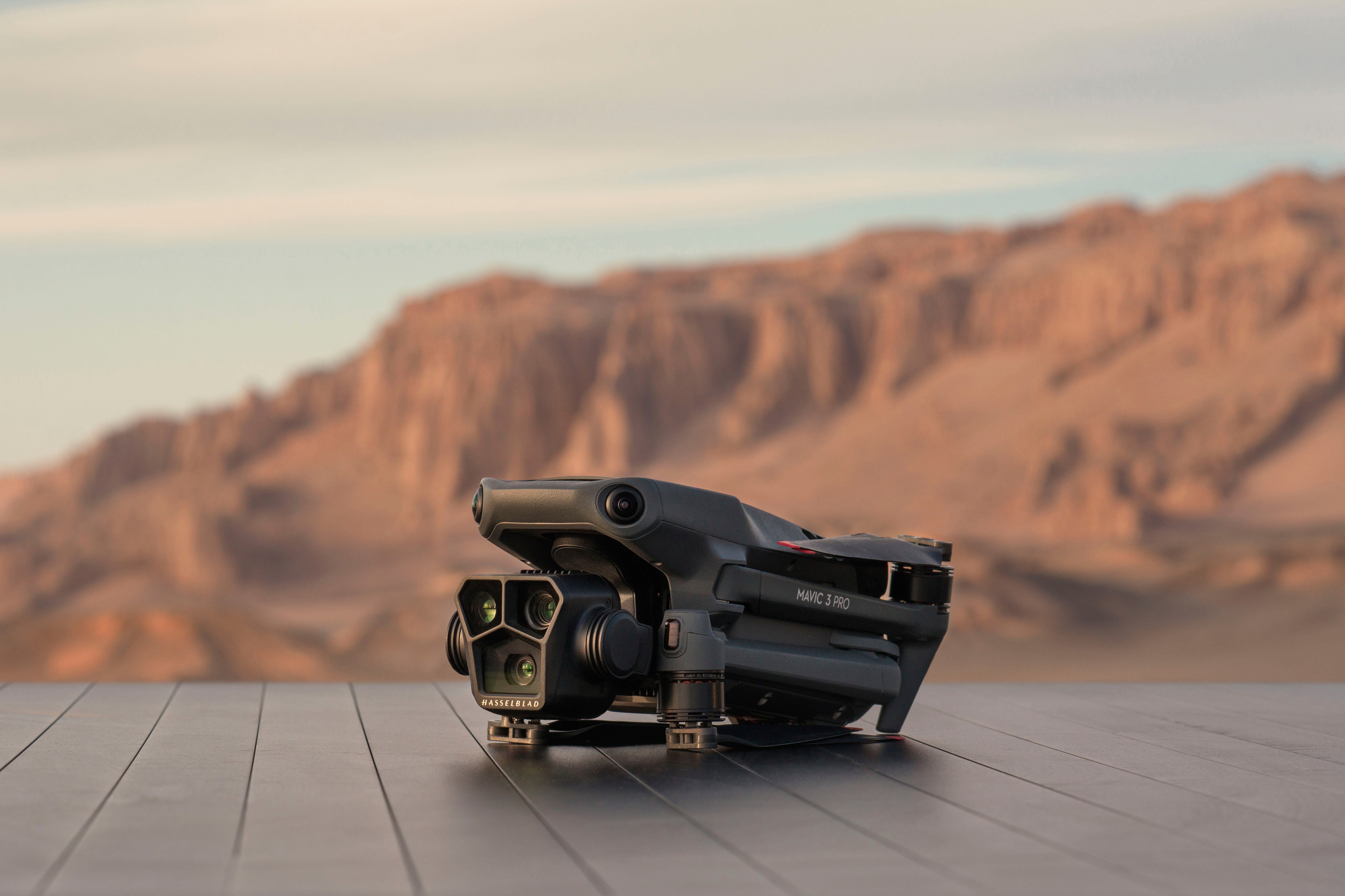 DJI Mavic 3 Pro (DJI RC) Drohne (5,1K)