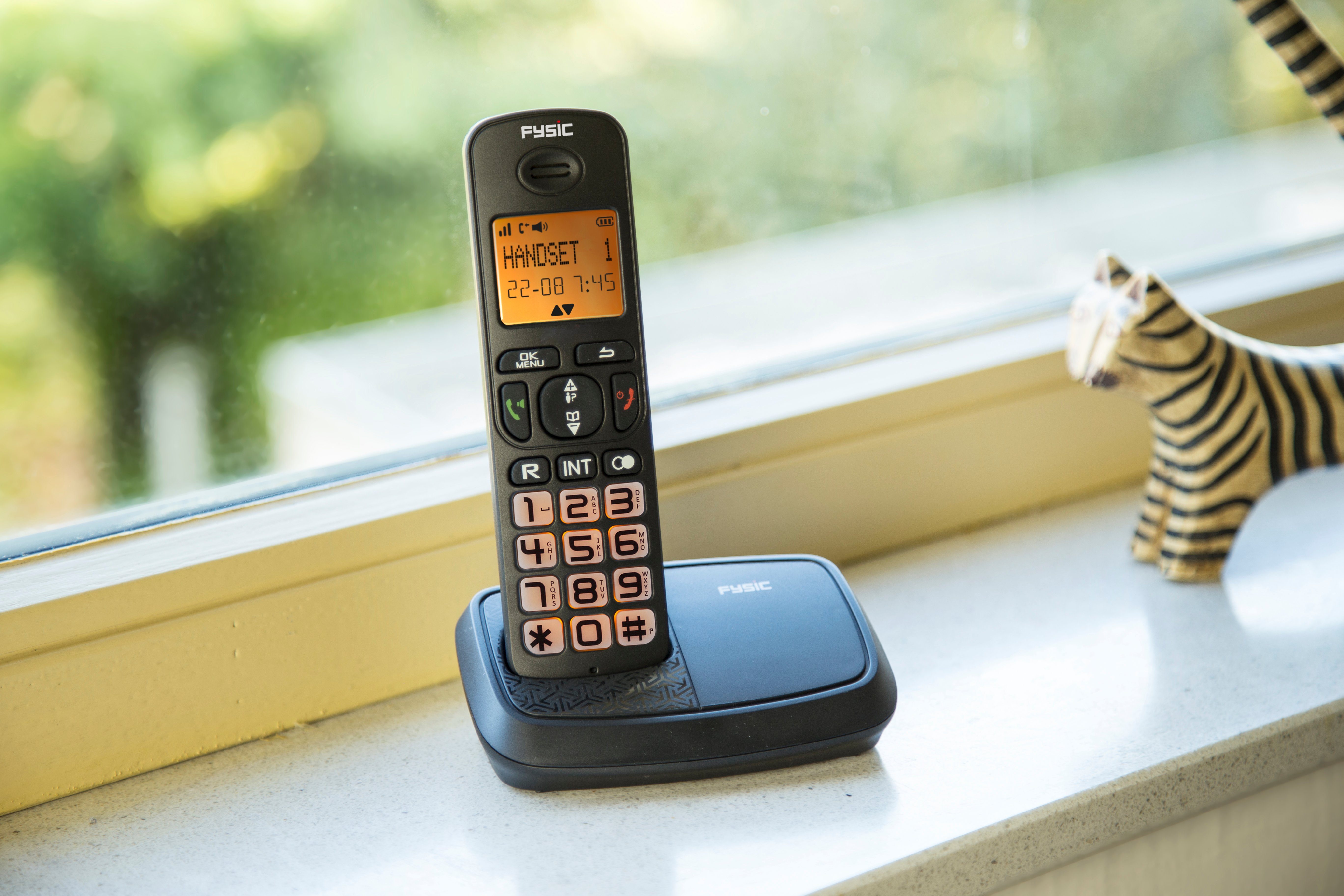 Fysic FX-5500 Seniorentelefon (Mobilteile: 1, schnurloses Senioren-DECT-Telefon)