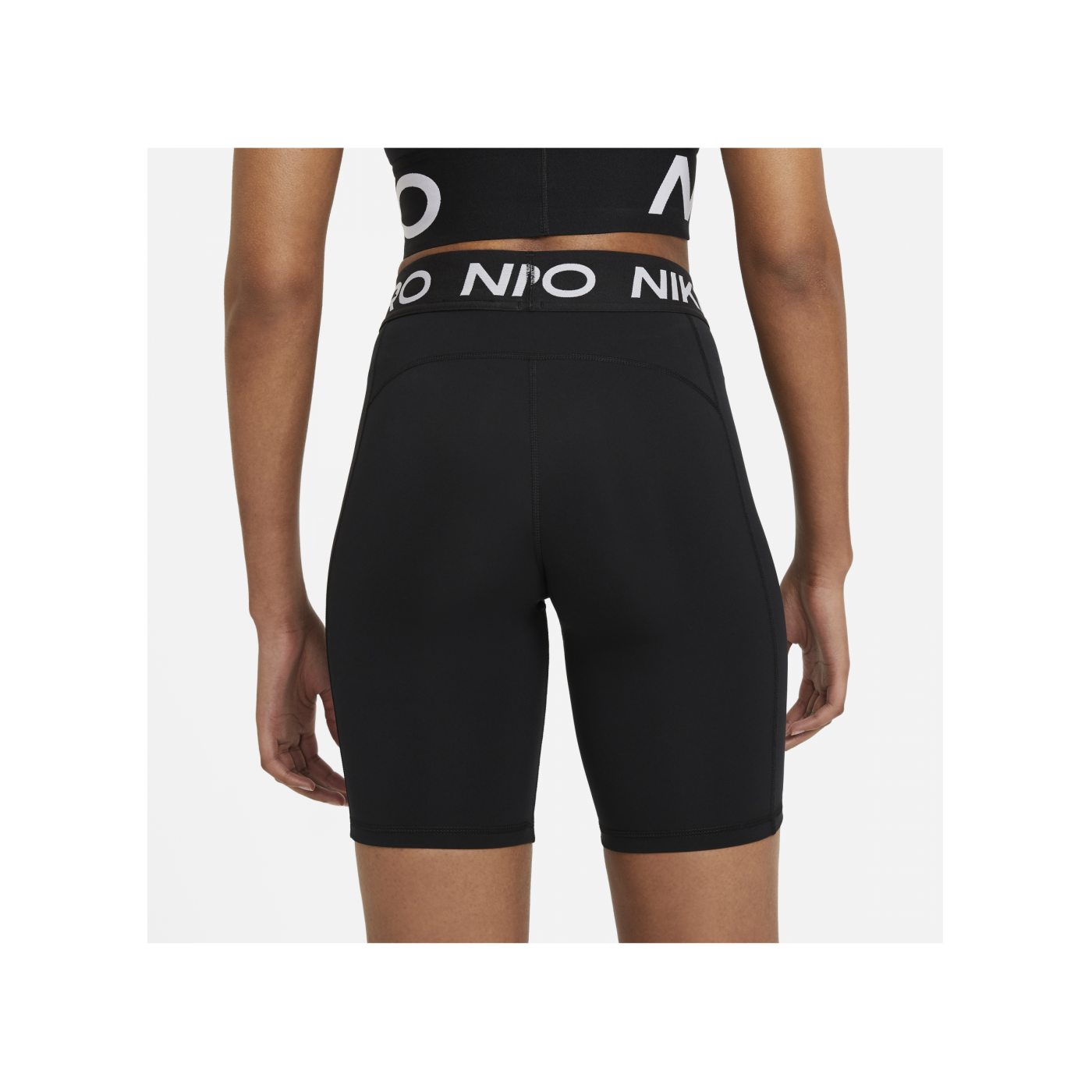 Nike 365 8IN Hi Rise Short Training Damen F010
