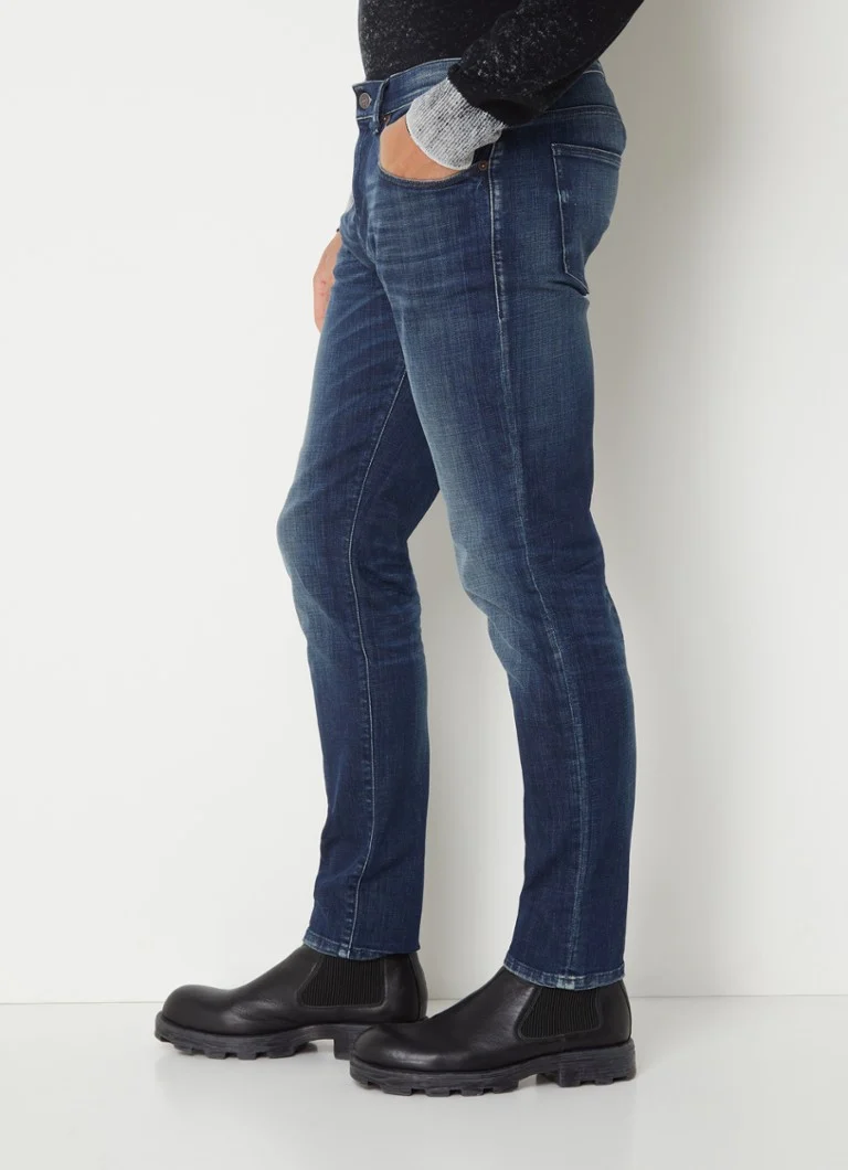 Vaqueros slim fit D-Strukt de Diesel, spălare închisă la culoare