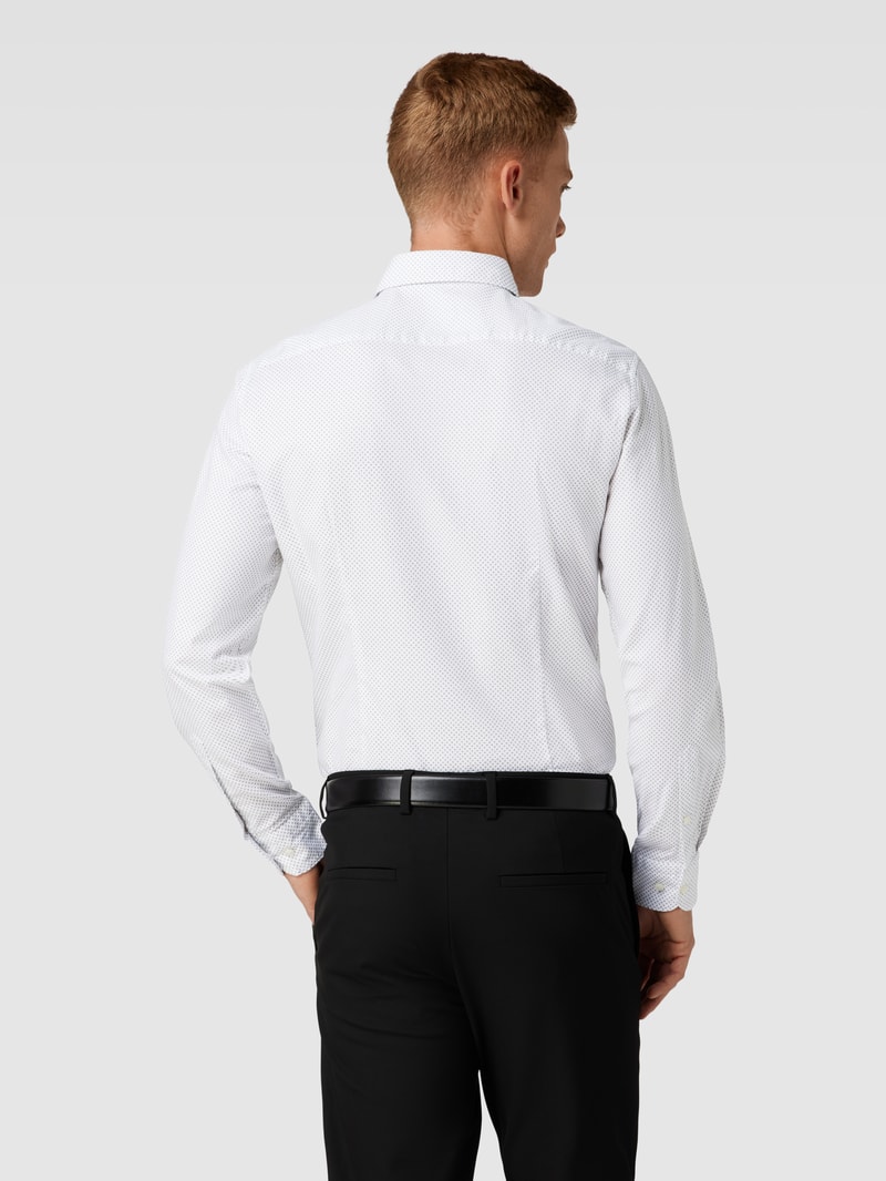 Slim Fit Business-Hemd mit Kentkragen in weiß