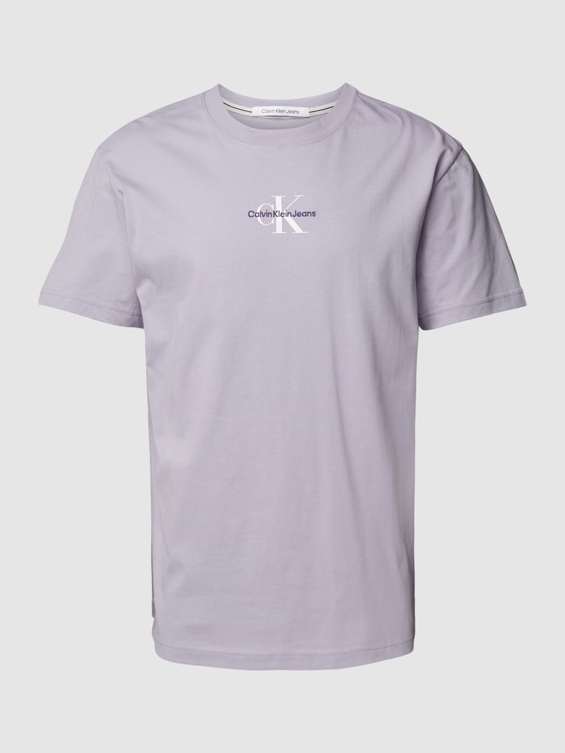 Regular Fit T-Shirt mit Label-Detail in lavendel