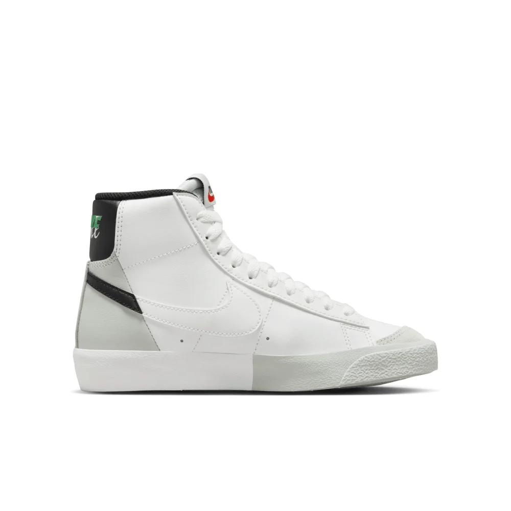 Nike Blazer Mid 77 SE GS FN6937-100 / weiss