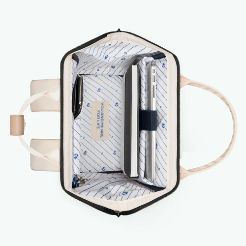 Adventurer Medium Cape Town Cream Backpack