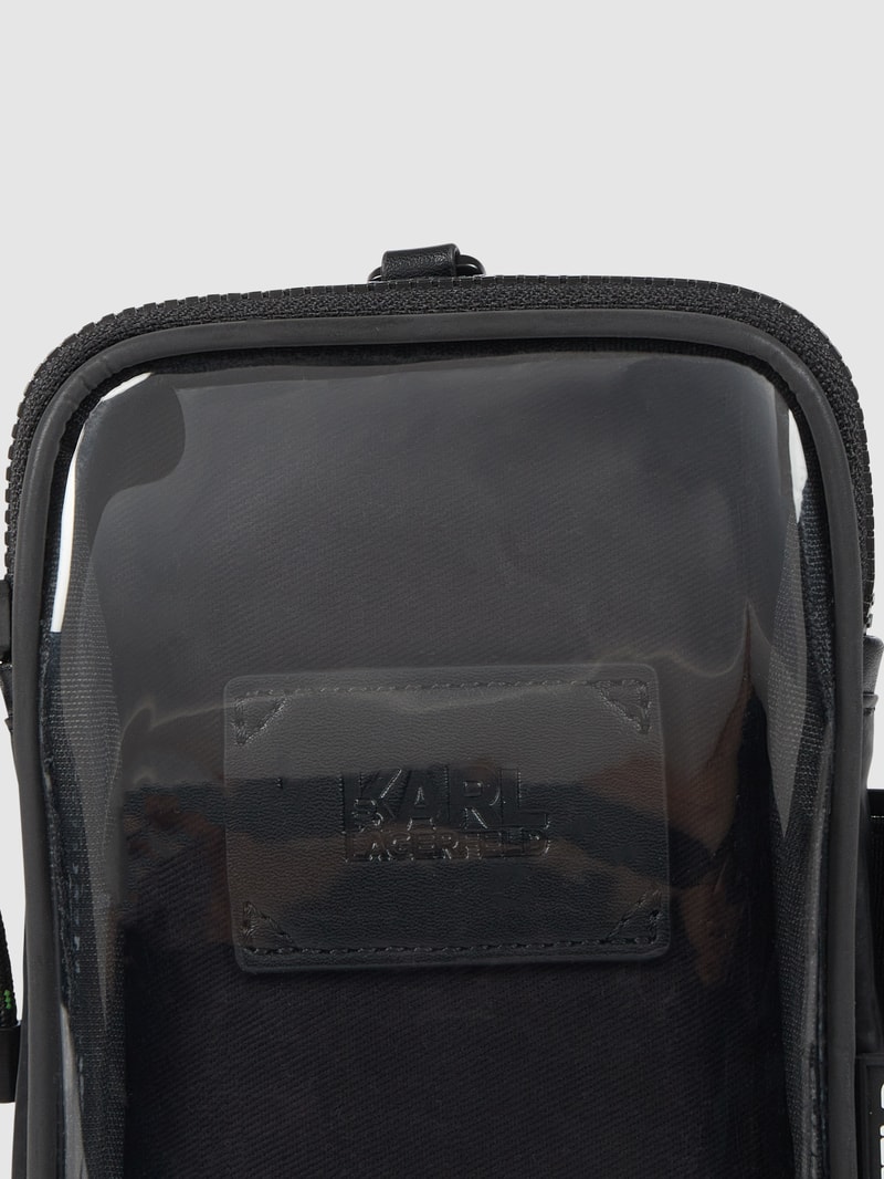 Handytasche mit abnehmbarem Gurt in schwarz