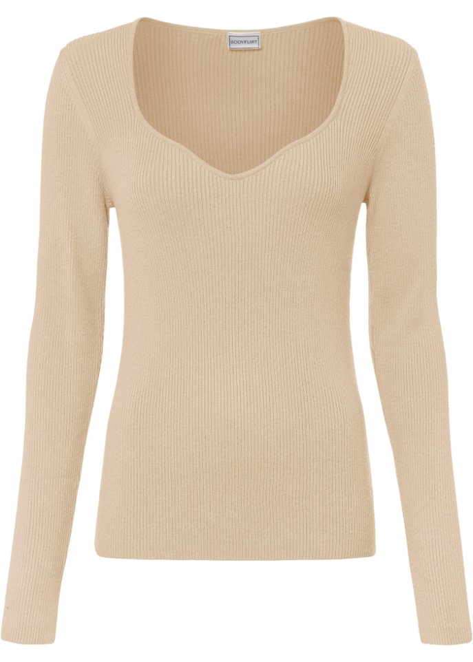 Pullover mit Herzauschnitt