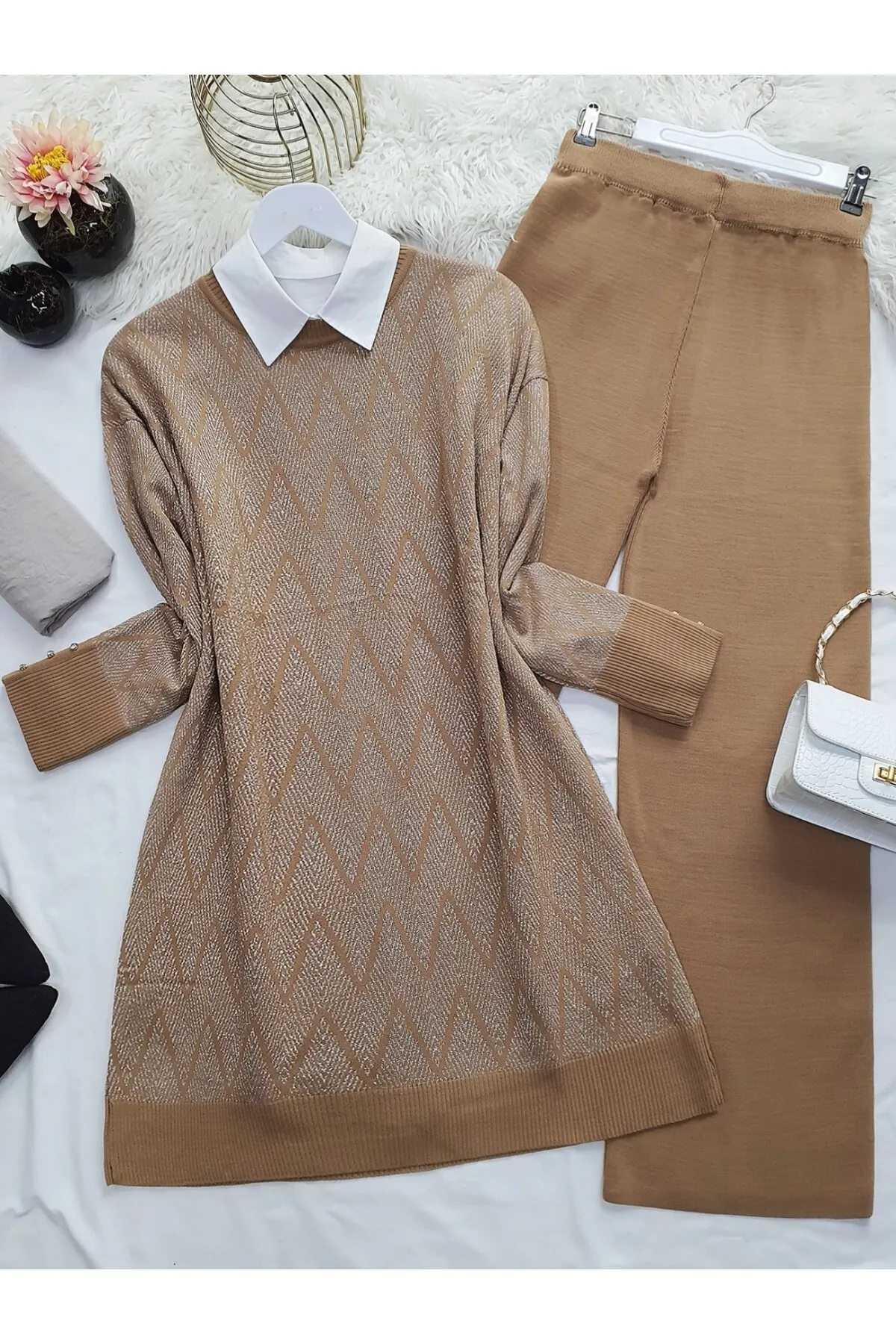 Modamorfo  Strickwaren-Set mit Zickzack-Muster und Manschettensteinen