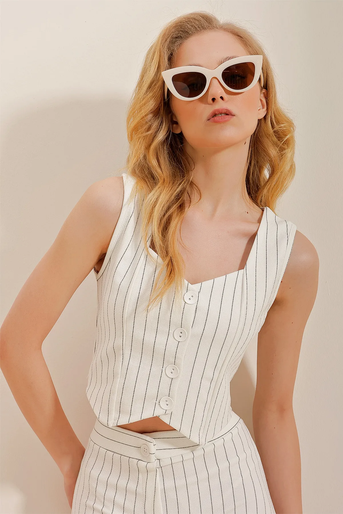 Trend Alaçatı Stili  Weste - Weiß - Basic