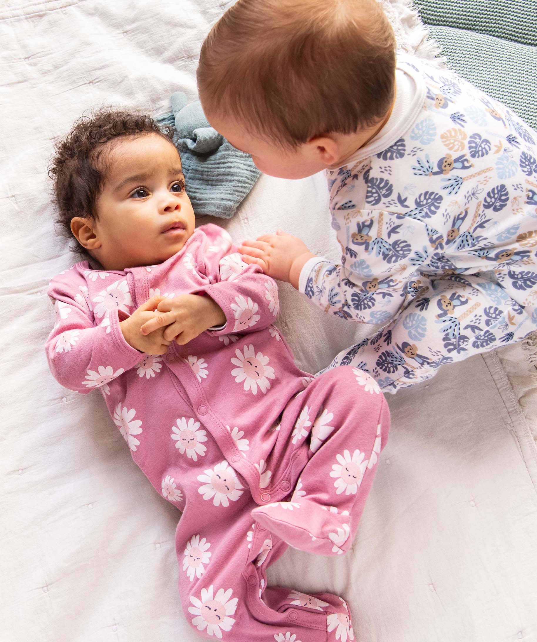 Pyjama bébé dors-bien à ouverture ventrale et imprimé fl... rose | GEMO