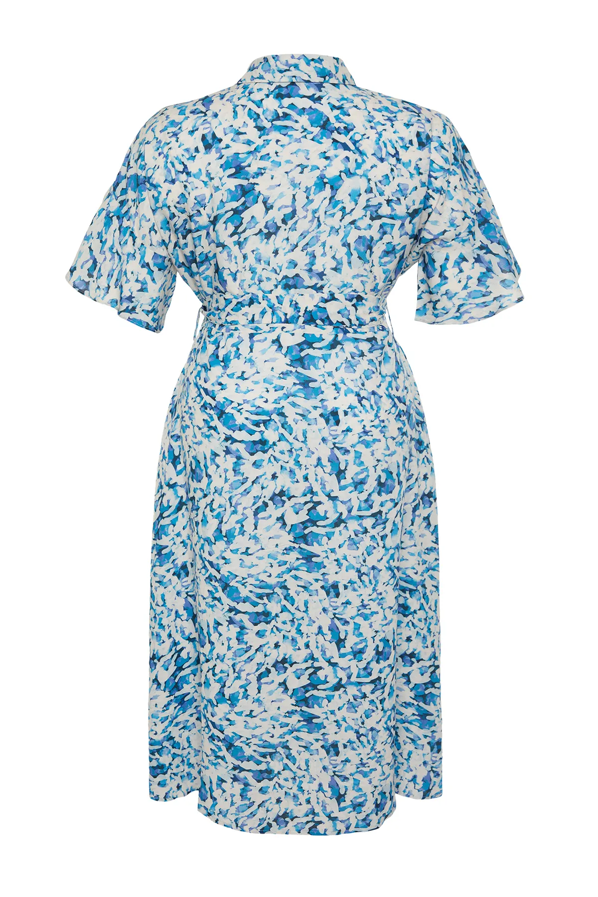 Trendyol Curve  Weiß-blaues Shally Woven Kleid in Übergröße