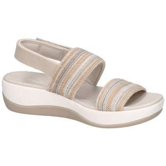 Clarks Arla Stroll Sandale in beige