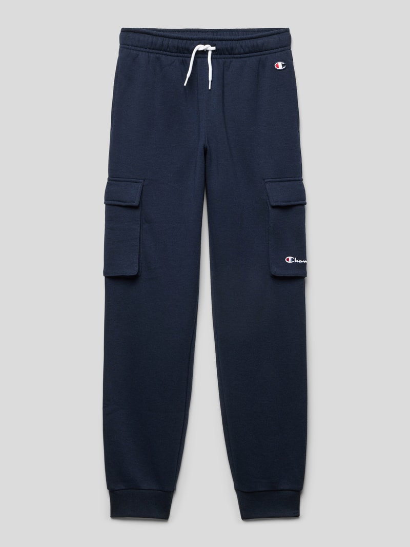 Sweatpants mit Cargotaschen in marineblau