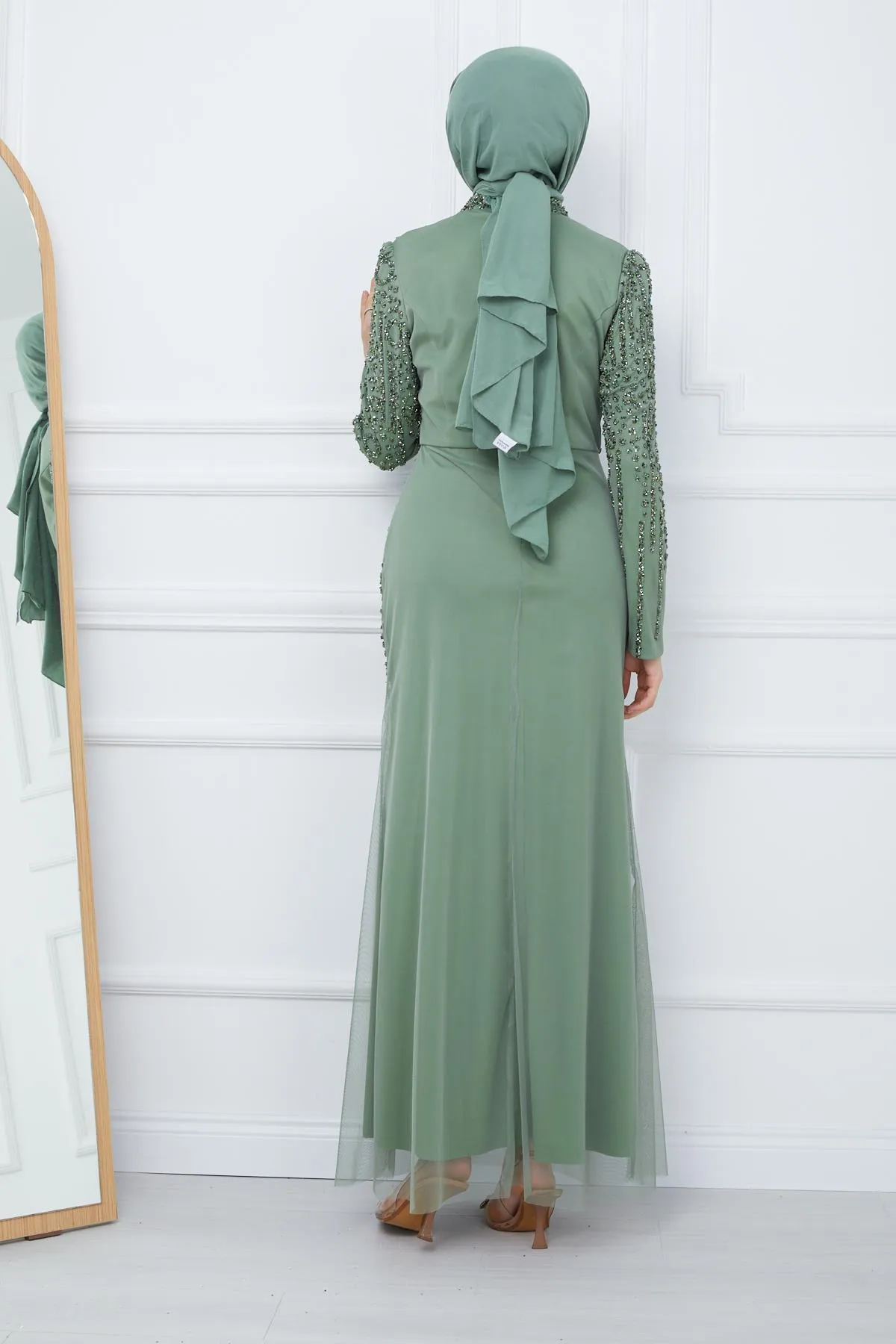 Olcay  Perlen- und juwelenbesetztes Hijab-Abendkleid aus Tüll HELLGRÜN 1663