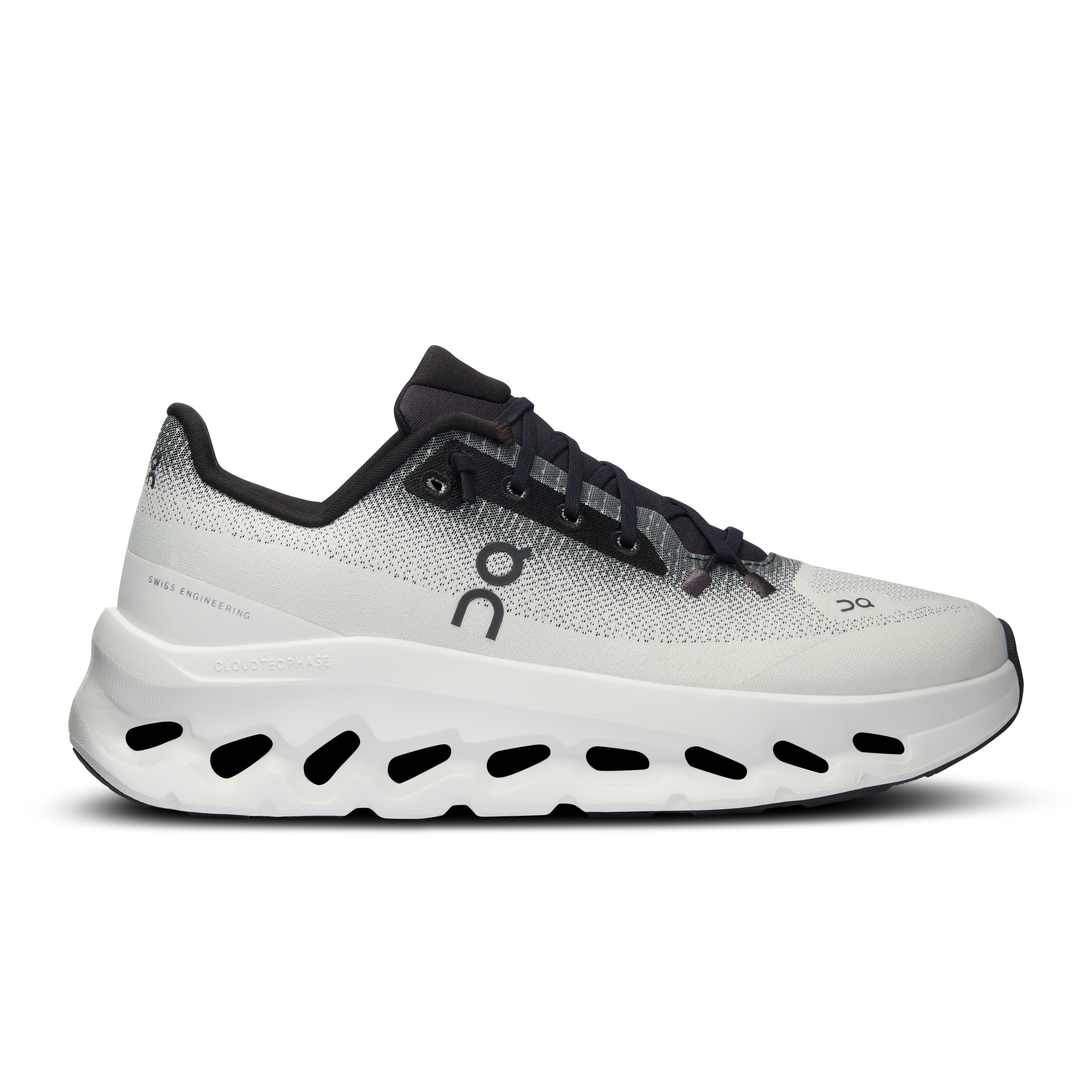 Cloudtilt Black | Ivory