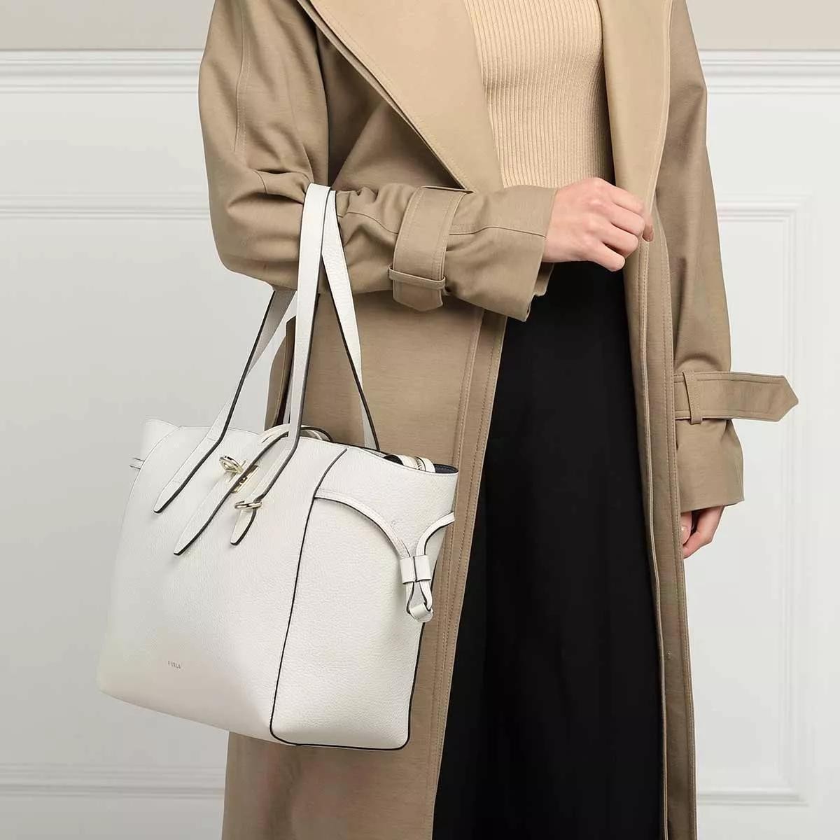 FURLA Handtaschen beige Shopper