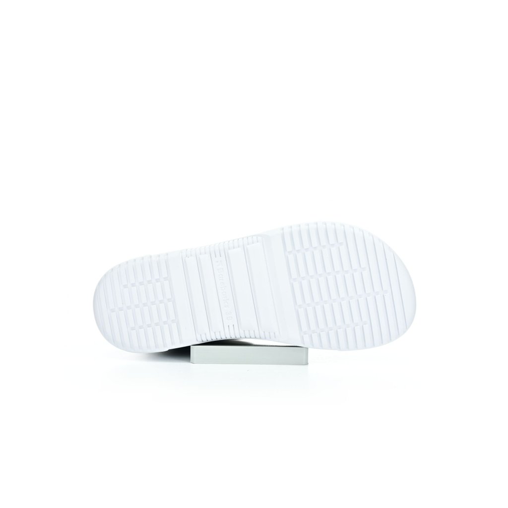 Be Lenka Barebarics Zing High Top Black White knöchelhohe Barfußsneakers