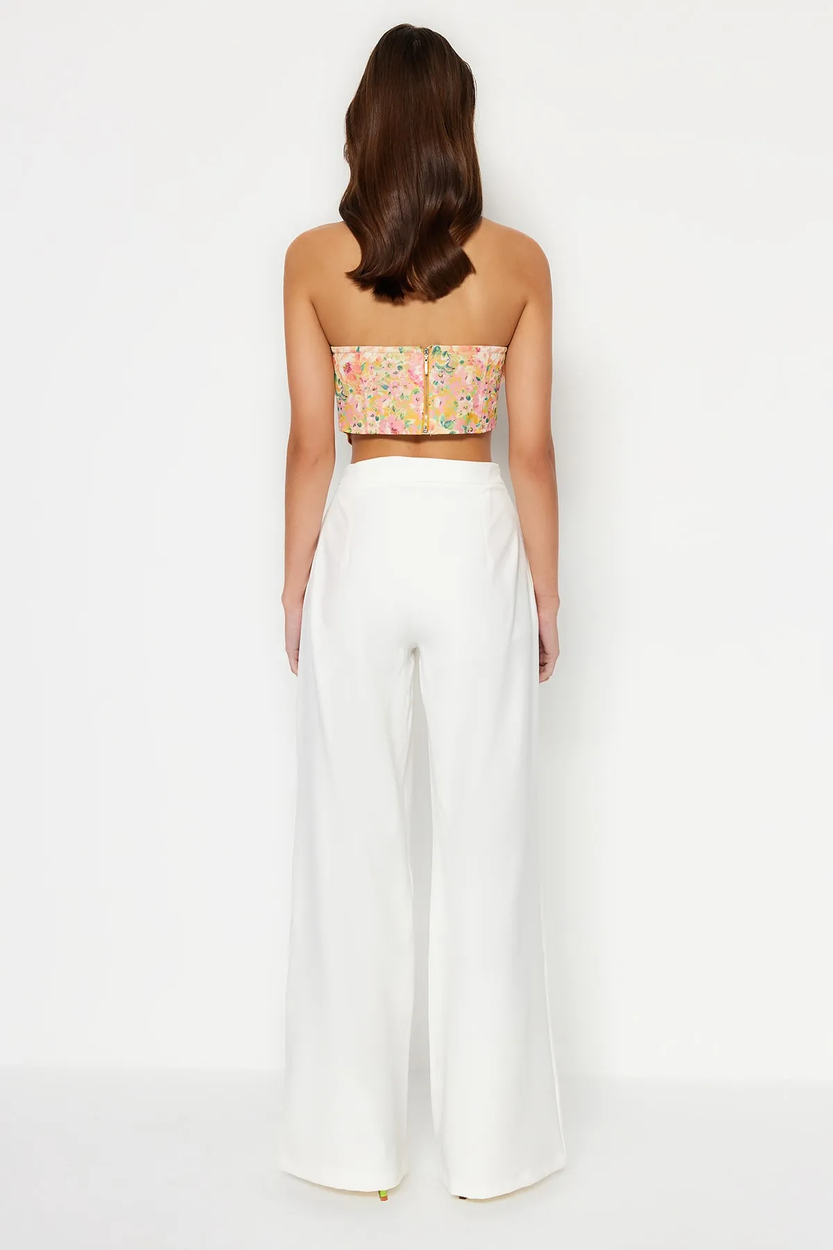 Trendyol Collection  Ecru gefütterte gewebte Brauthose TPRSS23PL00021