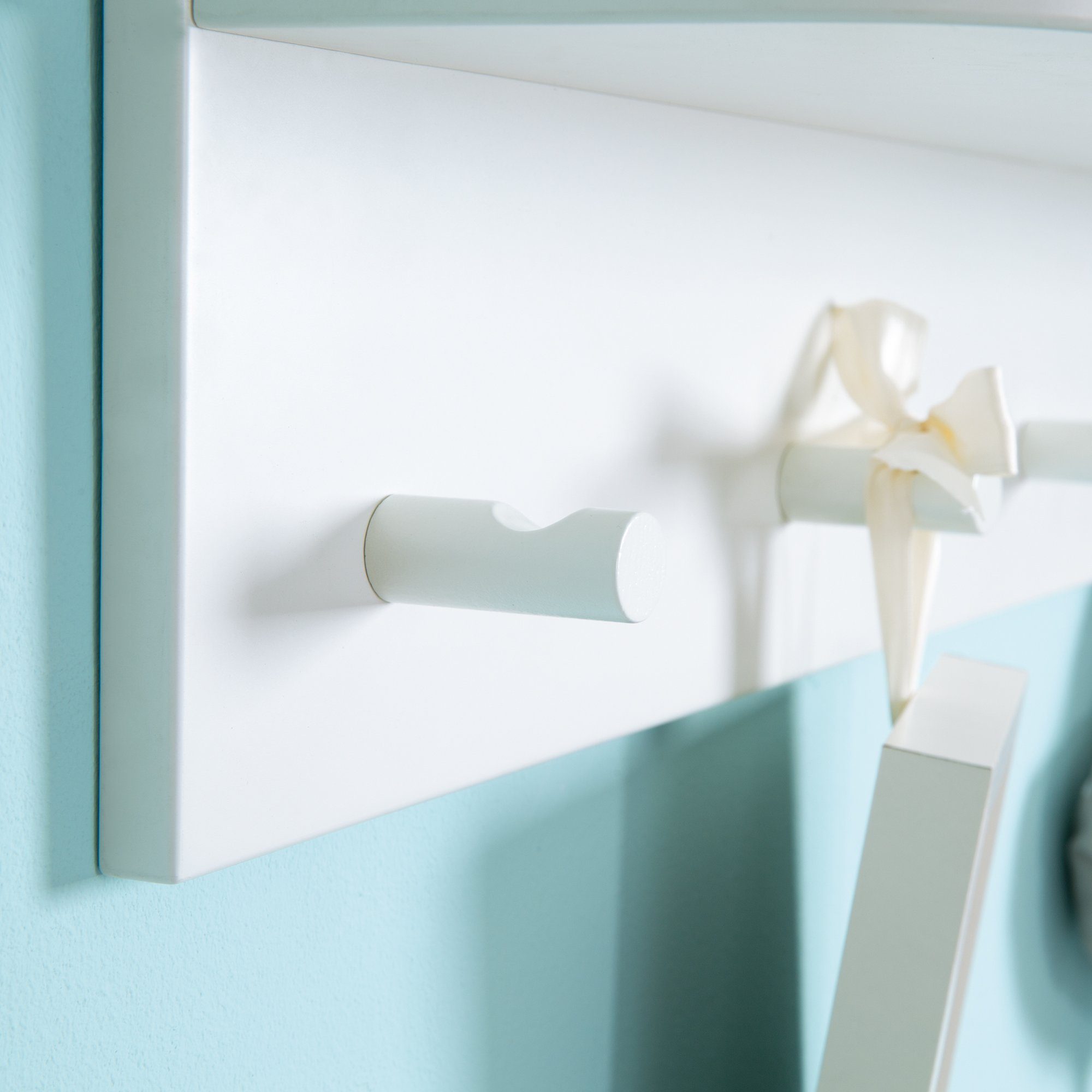 roba® Wandregal Garderobe Dreamworld, mit 5 Garderobenhaken und Ablagefläche