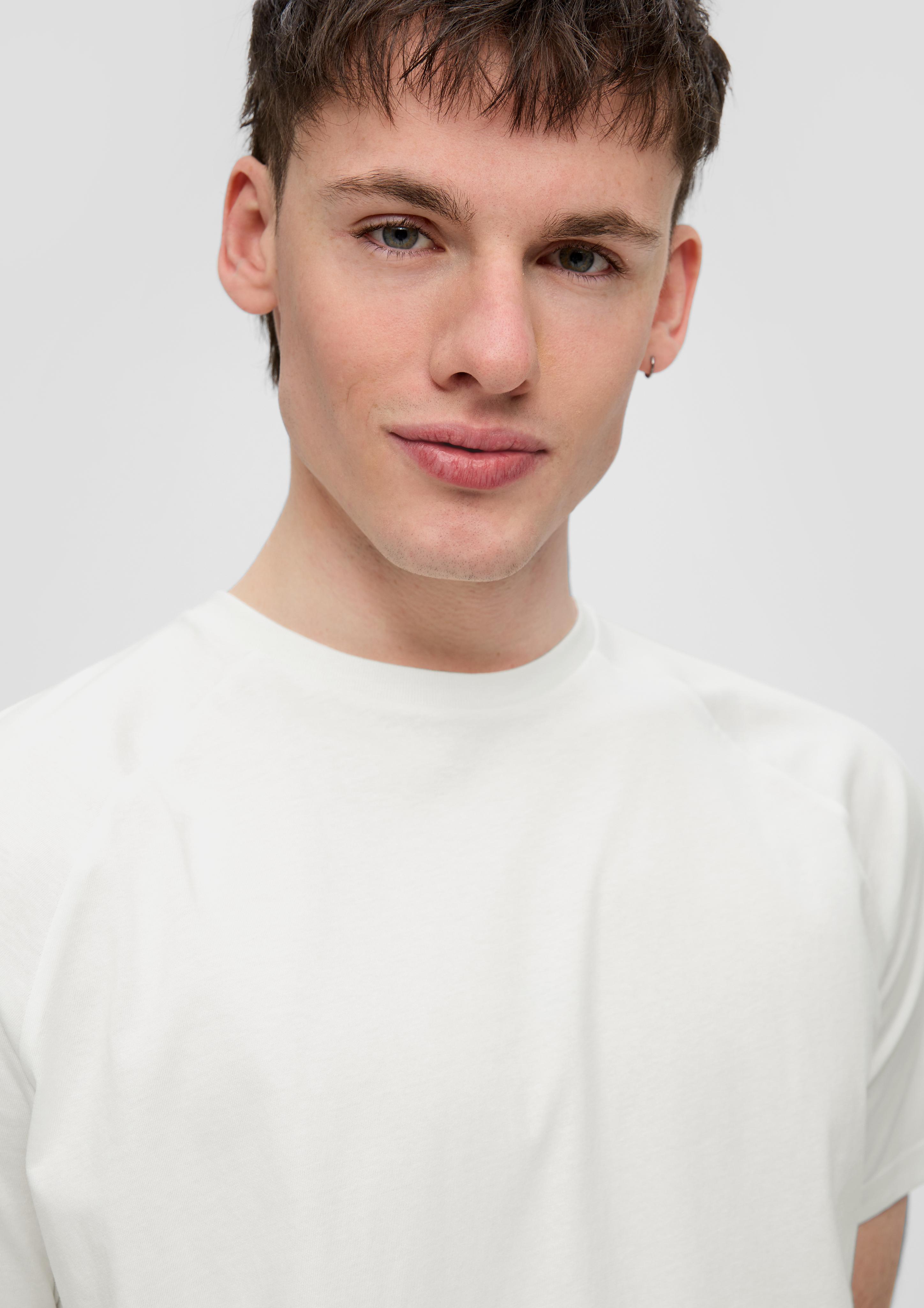 Klassisches T-Shirt aus reiner Baumwolle  2151901-0120