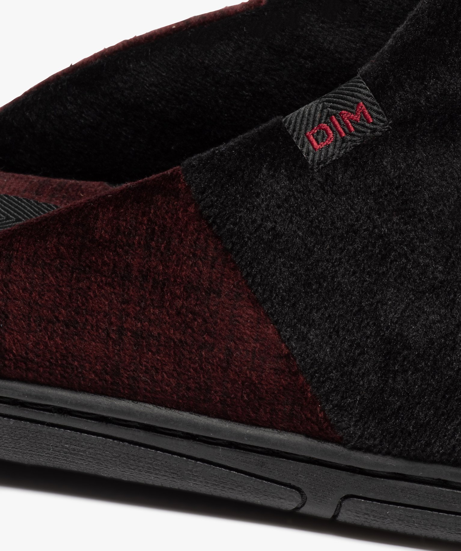 Chaussons homme mules plates en velours ras – Dim noir | GEMO