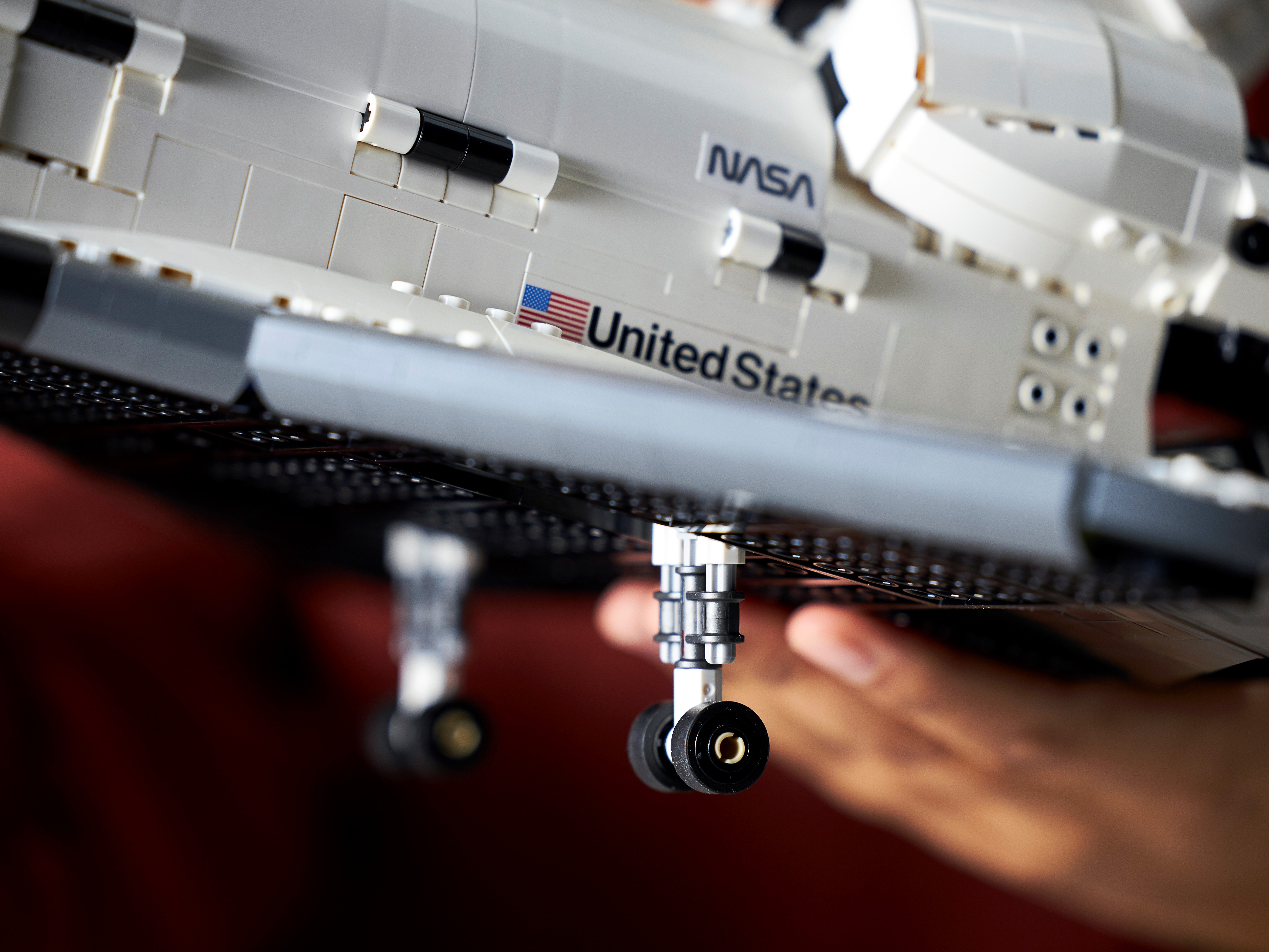 NASA-Spaceshuttle „Discovery“ 10283