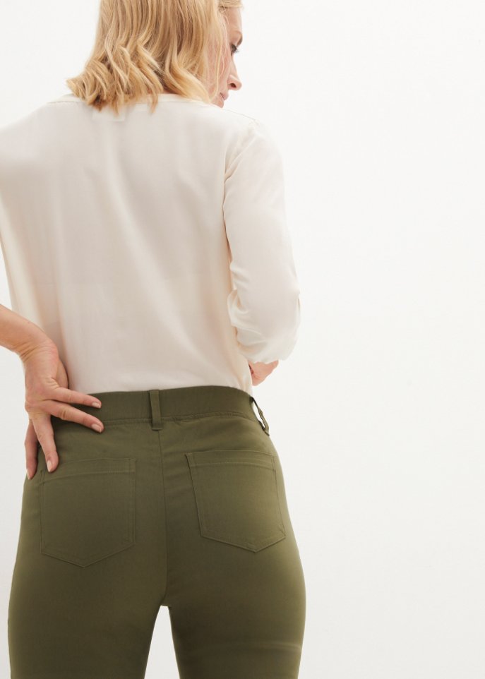 Stretch-Schlupfhose mit Zierknöpfen