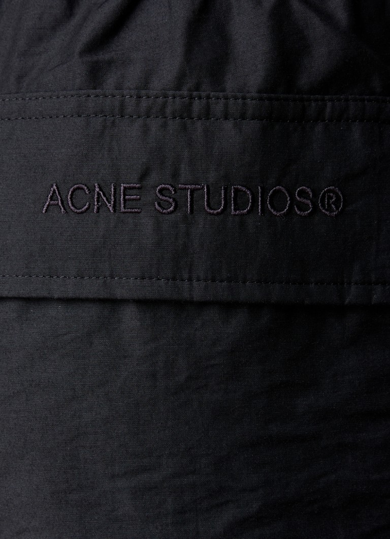 Acne Studios φαρδύ cargo παντελόνι με ψηλή μέση, κορδόνι περίσφιξης και πλαϊνές τσέπες