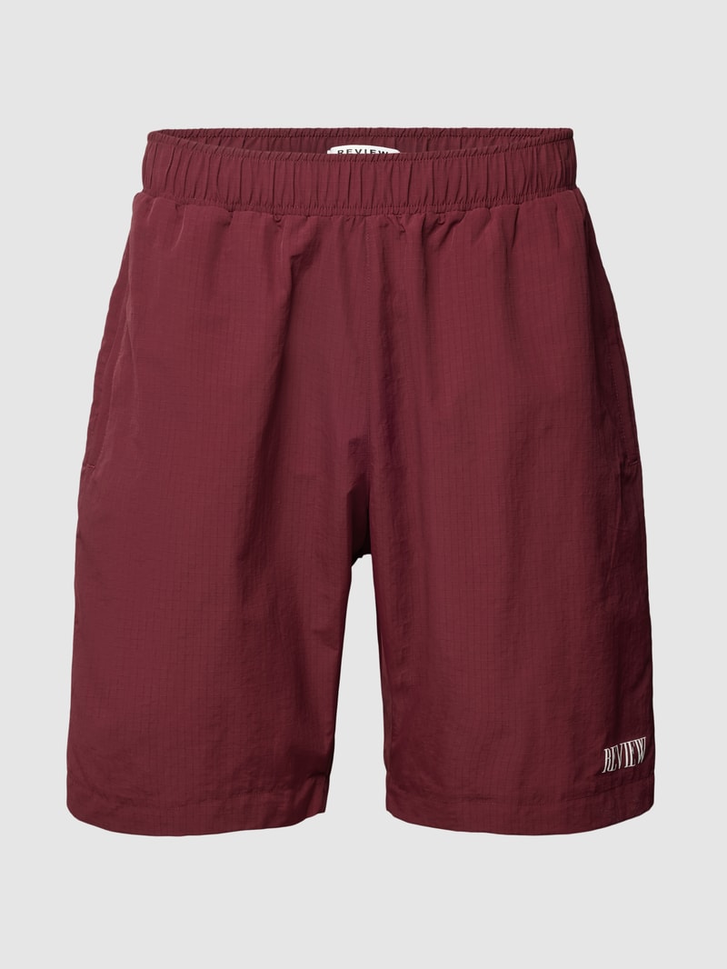 Shorts mit Label-Print in bordeaux rot