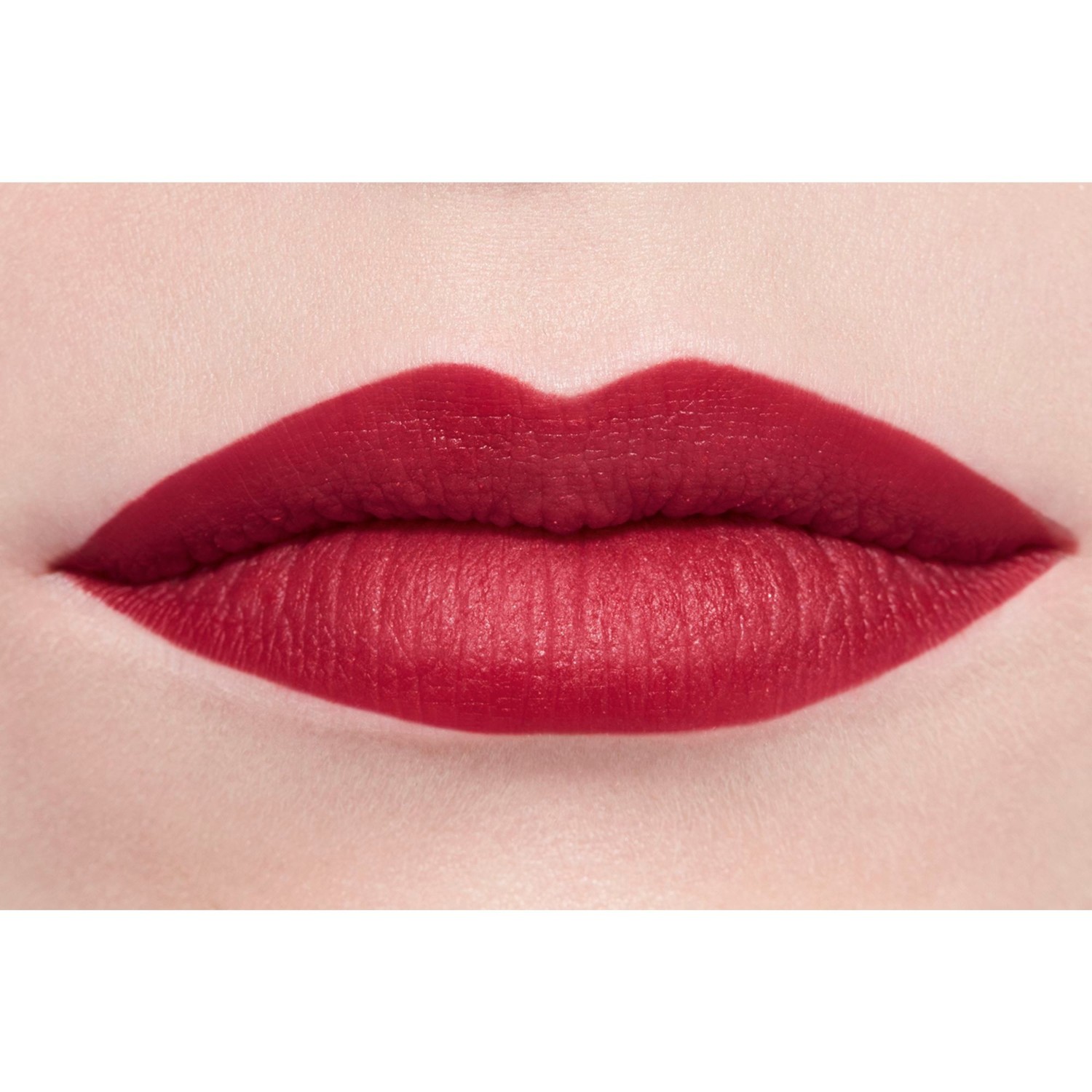 VELVET MATTIERENDER LIPPENSTIFT