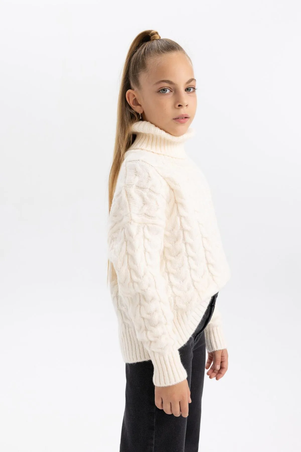 DeFacto  Rollkragenpullover im Oversize-Fit für Mädchen B1602a823wn