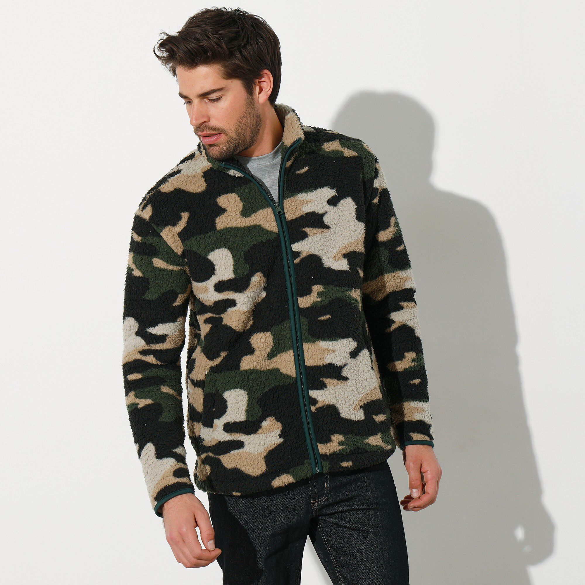Blouson zippé en polaire sherpa imprimé camouflage